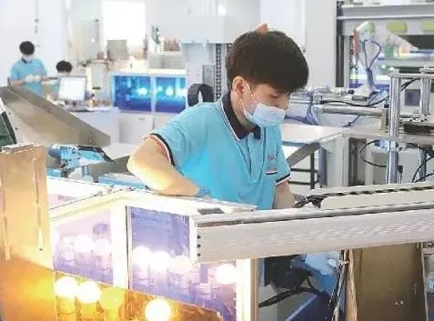 “5G+工業(yè)互聯(lián)網(wǎng)”的佛山樣本：先進(jìn)制造業(yè)如何跑出加速度？